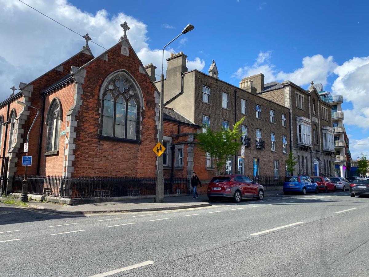 Leevin Hostel Mountjoy Dublin Exterior photo